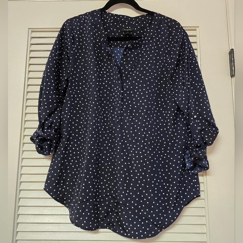 Ann Taylor - Navy & White Polka-Dot Long-Sleeve Lightweight Top